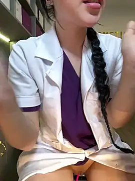 secretly_masturbating Шоу с уебкамера