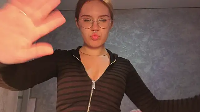 Mia_Luw – Live XXX-chat