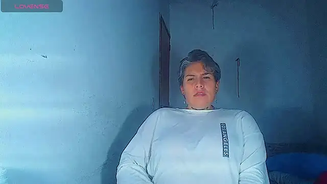 دردشة Yessi_rousse الجنسية المباشرة