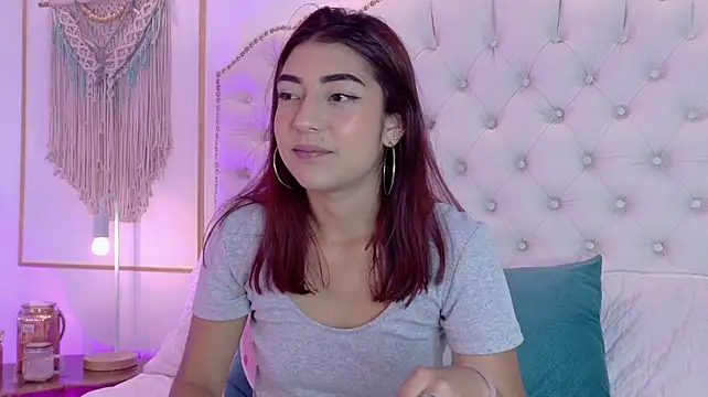 AriaStonne's Live XXX Chat