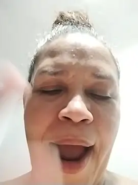 Alma_Sexyy Adlı Modelin Canlı XXX Sohbeti