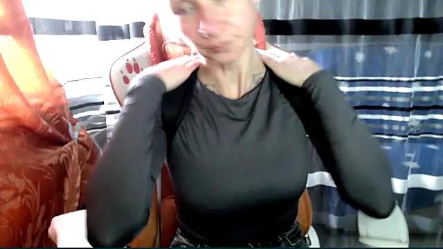 XXX chat uživo modela cold_lollipop