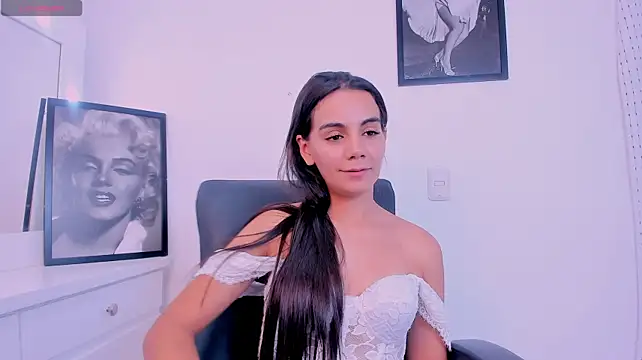 Chatroom XXX en direct de martina_mancini