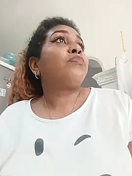 צ'אט XXX בשידור חי של ELLA_KELLY