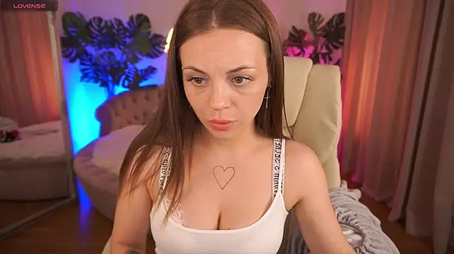XXX chat uživo modela LexxxyJoy