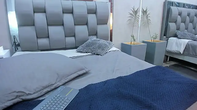 XXX chat uživo modela Charlie___Musk
