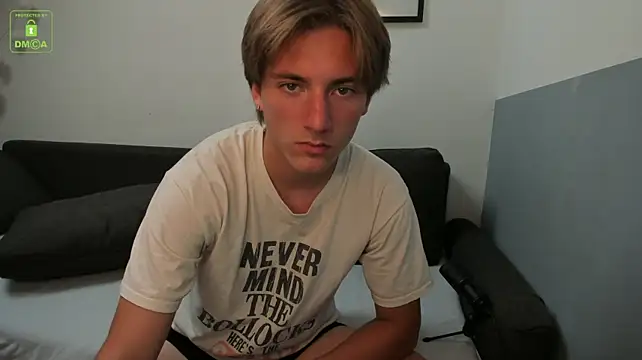צ'אט XXX בשידור חי של Josh_Danniels