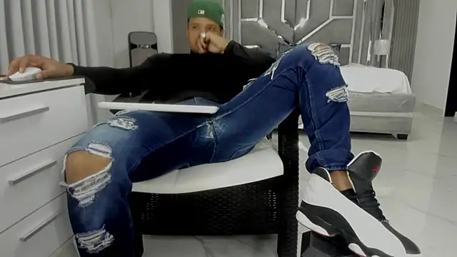 Онлайн чат XXX master_leather
