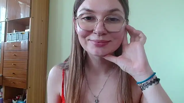 XXX chat uživo modela LooveELLYx