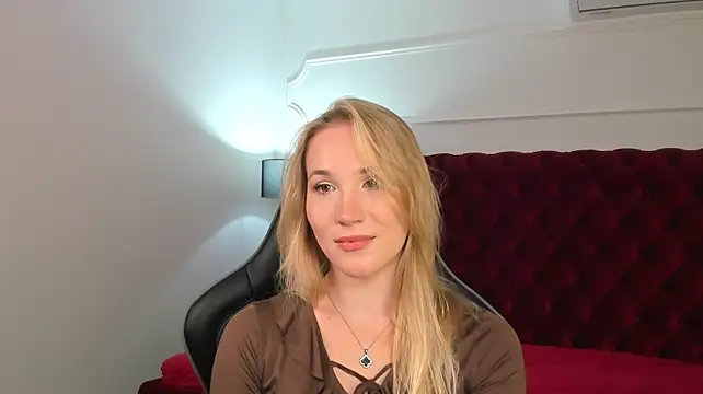 Chatroom XXX en direct de ElaraVoltage