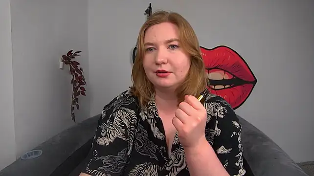 NikkiTease – webcam-show