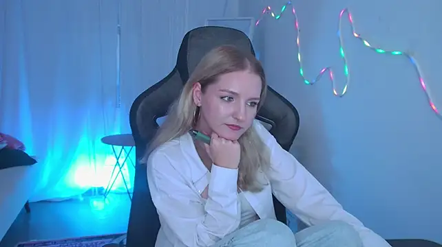 XXX chat uživo modela ViolaMore