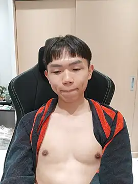 mochi8802 即時 XXX 聊天