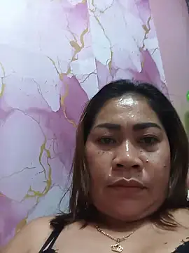 SweetChubbyMommy_02 Adlı Modelin Canlı XXX Sohbeti
