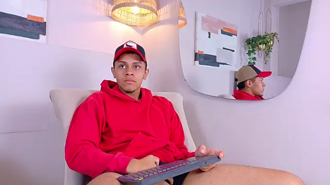 Chat +18 de EthanCarter__ ao vivo