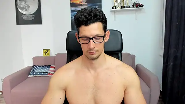 BrutusK08 Webcam show