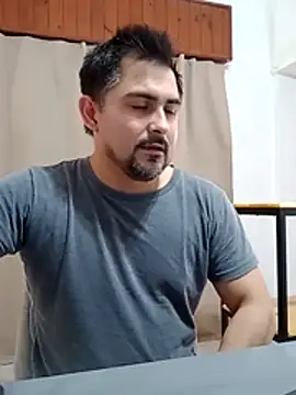 Czat XXX na żywo – Bradd_32