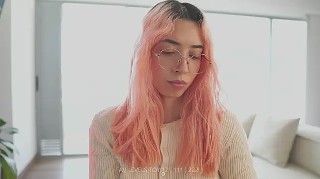 dearnina_ XXX чат на живо