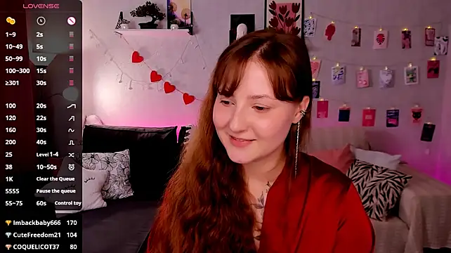 XXX chat uživo modela velvet_cherry_