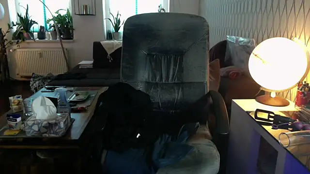 tomz0819 webkamerás műsora