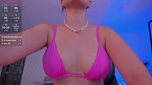 XXX chat uživo modela MorganHicks