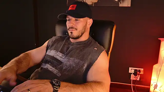 AngeloEric Chat XXX live