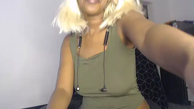 Živý XXX chat CurvyGlass