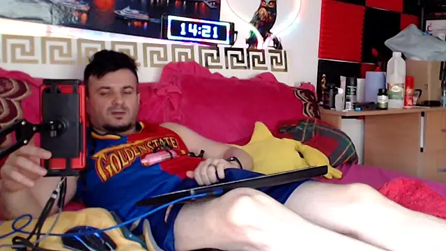 Hugec0ck007 Chat XXX live