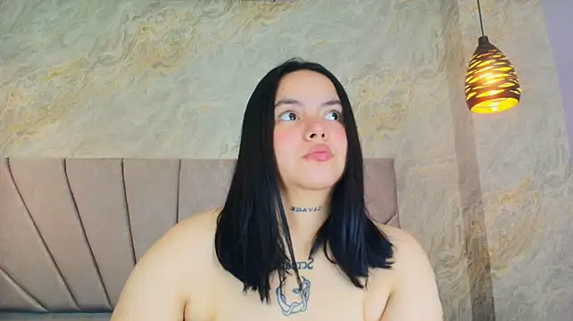 Mia_candy_0 Adlı Modelin Canlı XXX Sohbeti