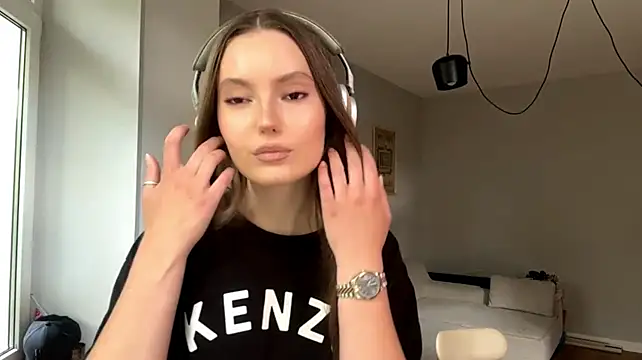 RinaCiciora live XXX chat