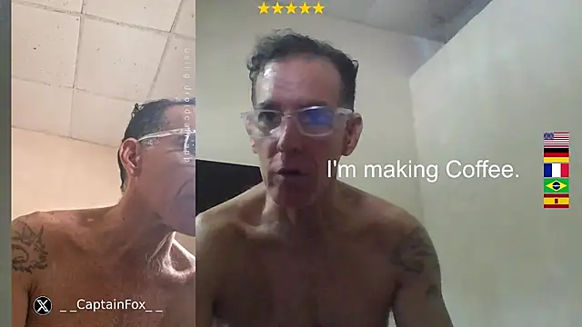 CaptainFox Pertunjukan Webcam