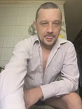 Show modela DanielOhCool na web-kameri