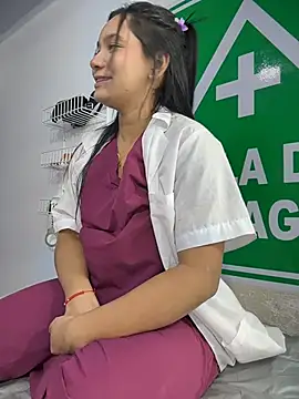 Czat XXX na żywo – Kinky_DoctorX
