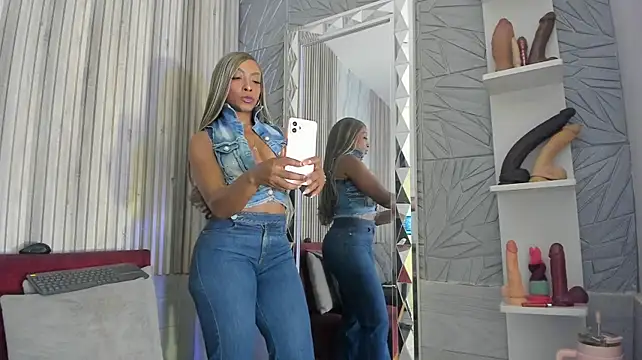 دردشة BriannaChelsea الجنسية المباشرة