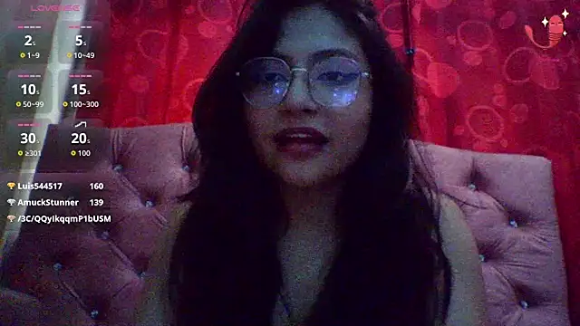 Thania- Live XXX-Chat