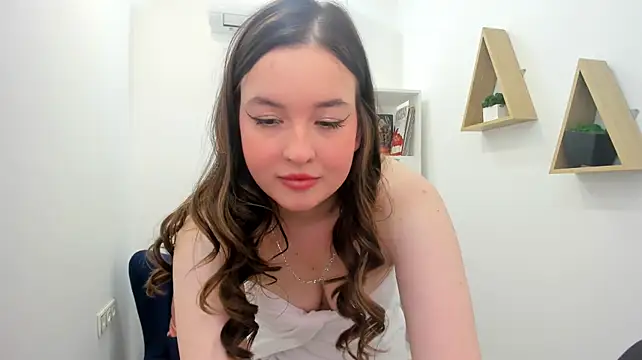 WishToBloom Adlı Modelin Canlı XXX Sohbeti