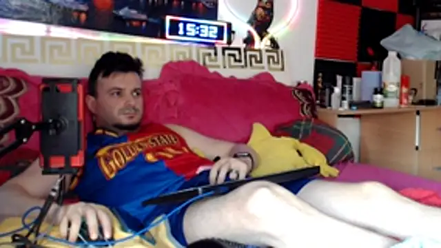 Hugec0ck007 Webcam show