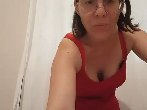 hotnathy69's Live XXX Chat