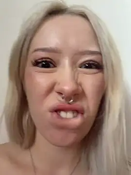 MaryChanXO Show Webcam