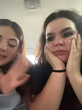 הופעת וובקאם של SnowWhiteSin