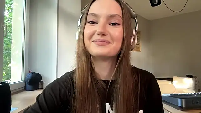 RinaCiciora live XXX chat