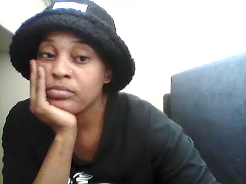 ORUOMA's Live XXX Chat