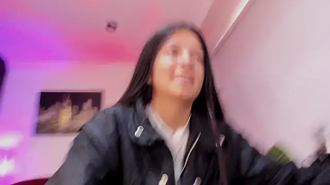 Meghan320 live XXX chat