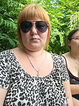 XXX chat uživo modela Buns2026