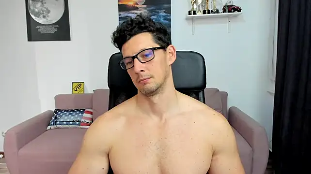 BrutusK08 Webcam show