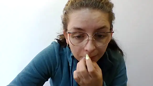 Chat +18 de _isaabellaa ao vivo