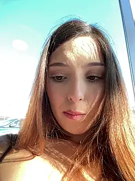 Chatroom XXX en direct de LilluKatten