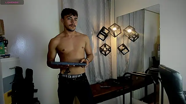 shelby_col – Naživo XXX chat
