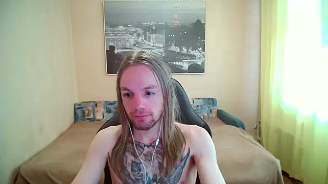 AdamDickens live XXX chat