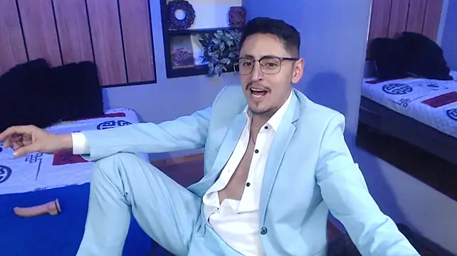 kevin_23_ – Naživo XXX chat